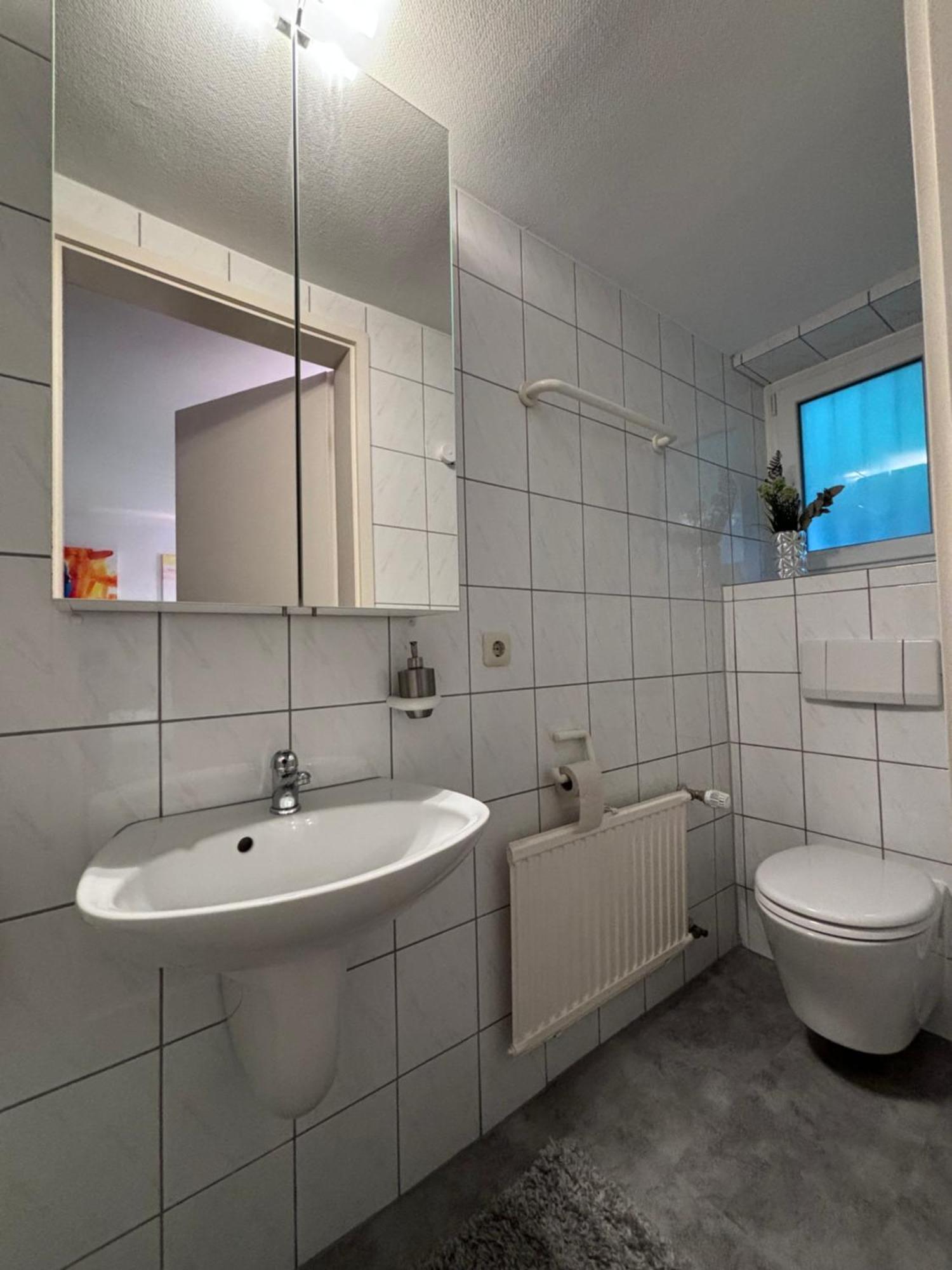 Doppelzimmer In Stuttgart-Birkach - Naehe Musicals Im Si-Zentrum, Messe, Flughafen, Uni Hohenheim Esterno foto